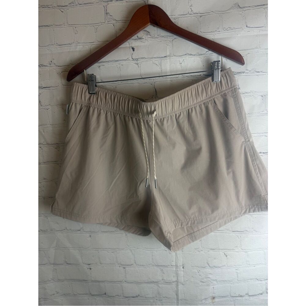 Avalanche Athletic Drawstring Shorts in Light Beige Large